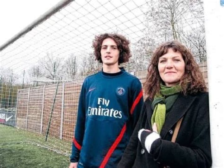 Adrien Rabiot Height, Weight, Net Worth, Age, Birthday, Wikipedia, Who, Nationality, Biography