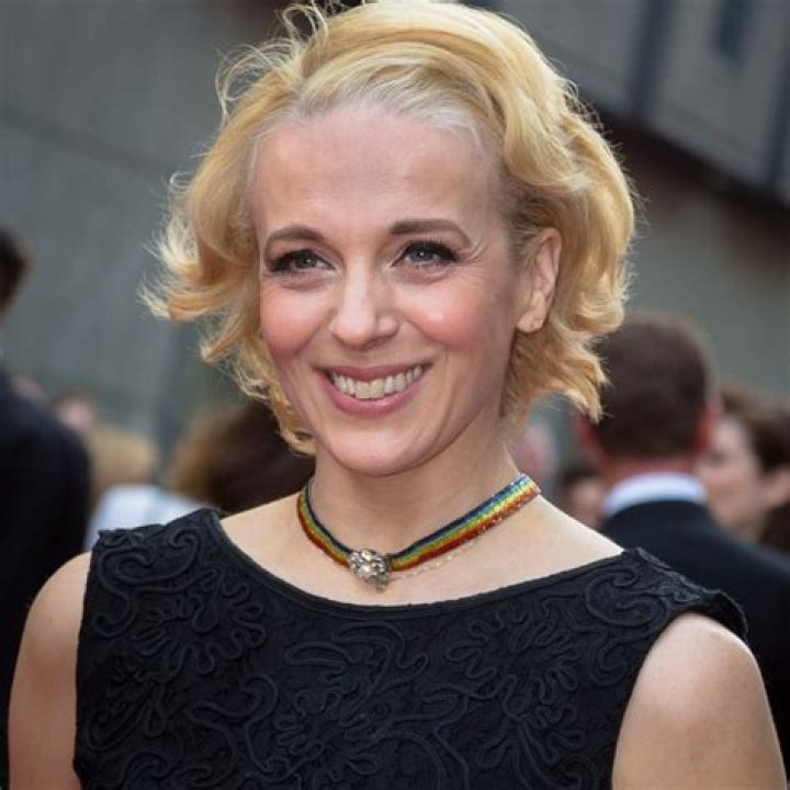 Amanda Abbington Height, Weight, Net Worth, Age, Birthday, Wikipedia, Who, Instagram, Biography