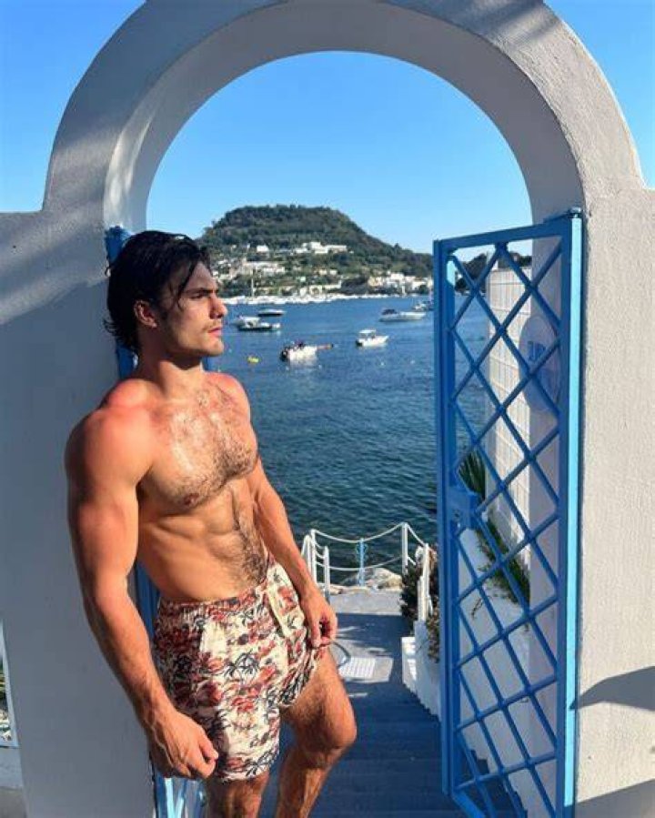 
Antonio Mascione Height, Weight, Net Worth, Age, Birthday, Wikipedia, Who, Instagram, Biography 