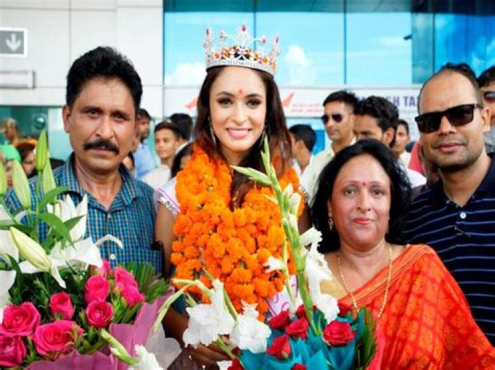 
Anukriti Gusain Height, Weight, Net Worth, Age, Birthday, Wikipedia, Who, Instagram, Biography 