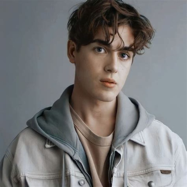Brennan Clost Height, Weight, Net Worth, Age, Birthday, Wikipedia, Who, Instagram, Biography
