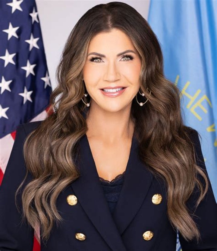 
Cristi Pedroche Height, Weight, Net Worth, Age, Birthday, Wikipedia, Who, Nationality, Biography 