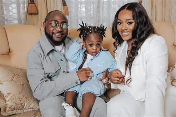 
Davido Shares A New Picture Of Ifeanyi Online 