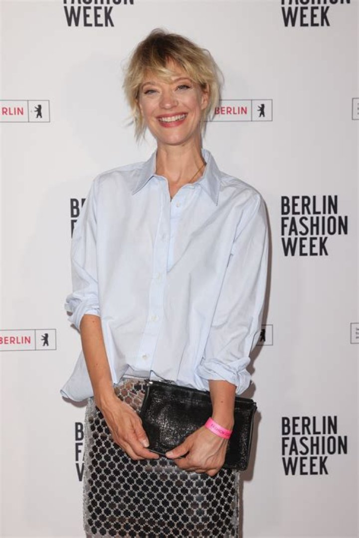 
Heike Makatsch Height, Weight, Net Worth, Age, Birthday, Wikipedia, Who, Nationality, Biography 