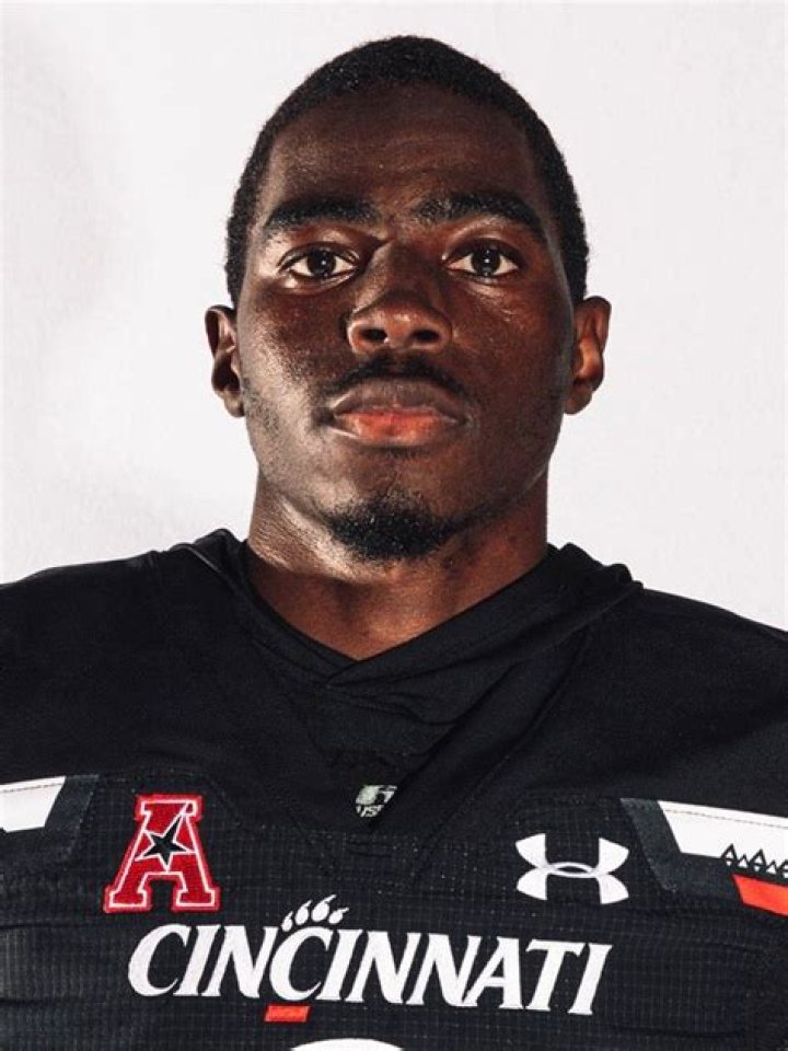 
Jayshon Jackson Age, Birthday, Wikipedia, Who, Nationality, Biography 