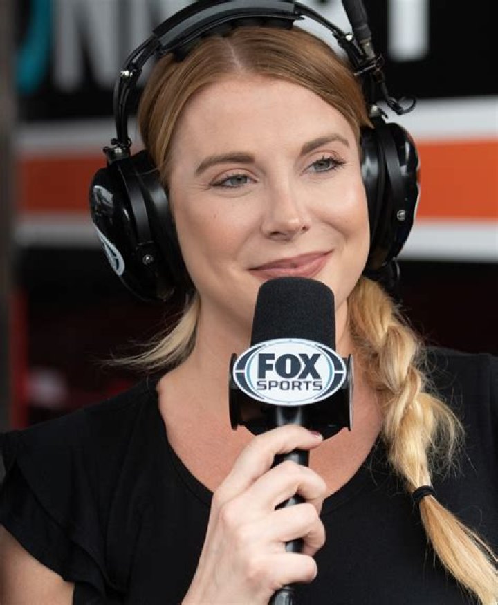 Kaitlyn Vincie Height, Weight, Net Worth, Age, Birthday, Wikipedia, Who, Nationality, Biography