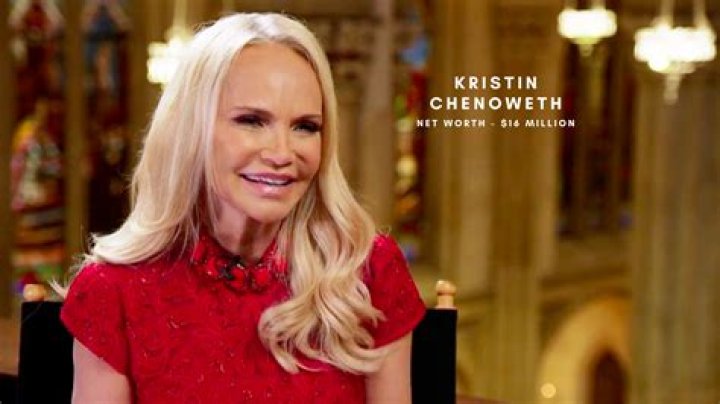 
Kristin Chenoweth Net Worth: How Much Money She Make? 