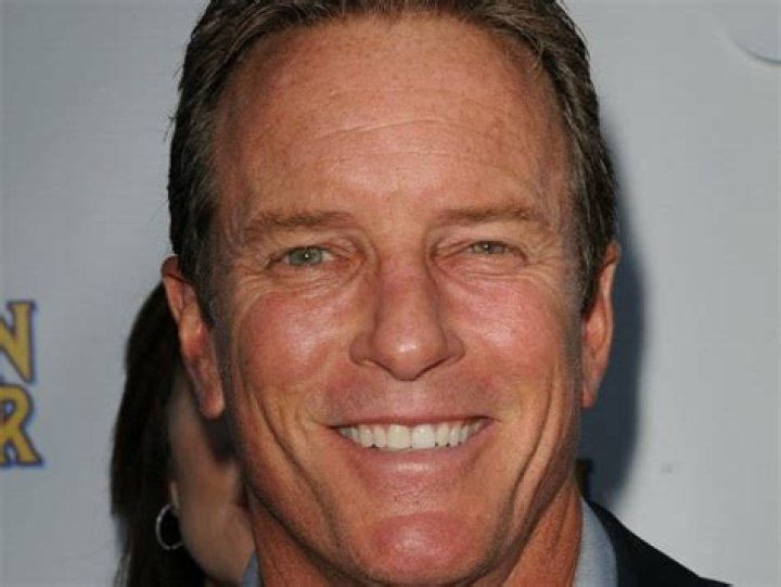 Linden Ashby Height, Weight, Net Worth, Age, Birthday, Wikipedia, Who, Nationality, Biography