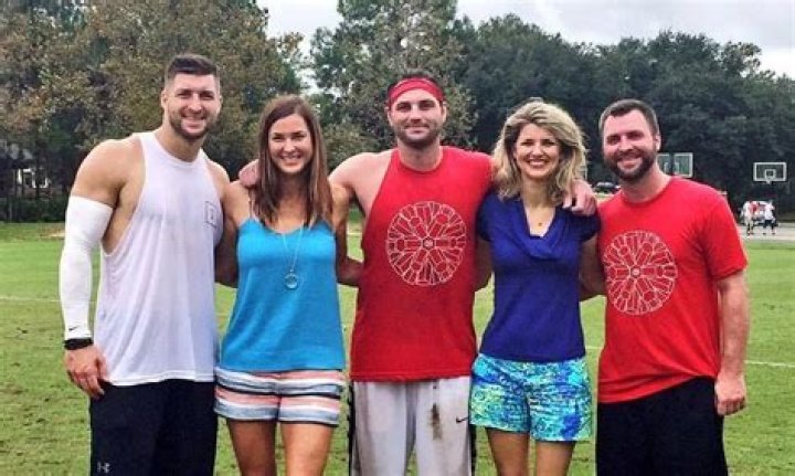 
NFL Player Tim Tebow Sister Christy Tebow Allen Is A Heisman Trophy Winner 