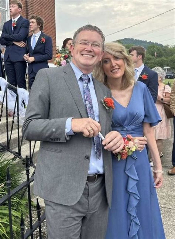 Paul Holes is Married to Wife: Sherrie Meda Holes