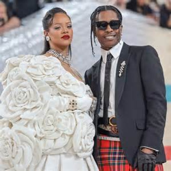 
Riri – Riridoesthings Height, Age, Boyfriend, Biography, Wiki, Net Worth 