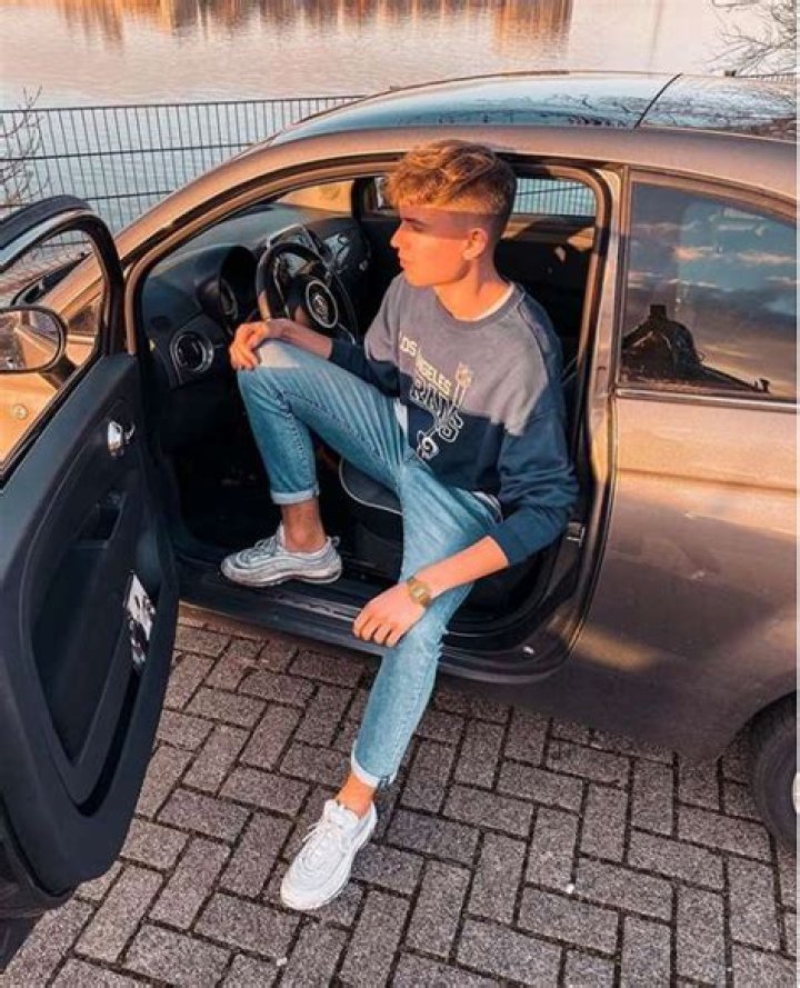 
Sten Stienstra Height, Weight, Net Worth, Age, Birthday, Wikipedia, Who, Nationality, Biography 