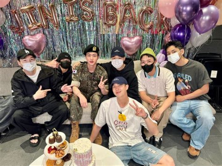 
“This is your curtain call”: BTS’ Jin bids ARMYs farewell with a cheeky reference to League of Legends 