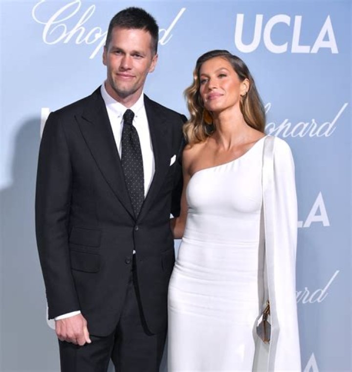 
Tom Brady Loses Game Against the Steelers amid Gisele Bündchen Marriage Drama 