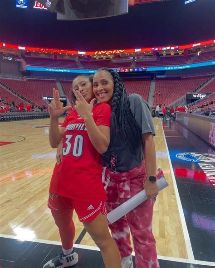 Who are Jayda Curry Parents? Jayda Curry Biography, Parents Name and More